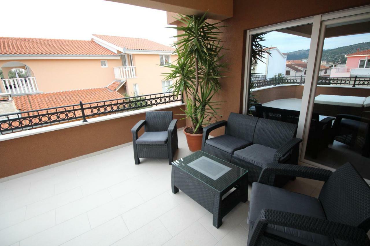 Lux Haus Villa Trogir Buitenkant foto